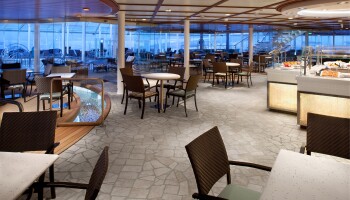 1548637454.0967_r485_Royal Caribbean International Oasis of the Seas Interior Solarium Bistro.jpg